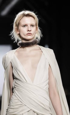 Dennis Basso Fw17 koleksiyonu