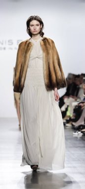 Dennis Basso Fw17 koleksiyonu