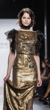 Dennis Basso Fw17 koleksiyonu