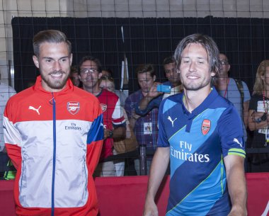 Aaron Ramsey ve Tomas Rosicky 