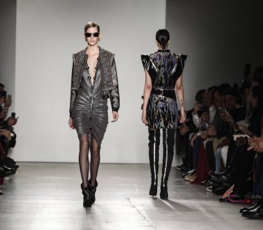 Custo Barcelona Koleksiyonu