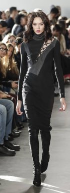 Pamella Roland koleksiyonu