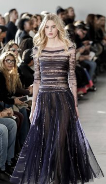 Pamella Roland koleksiyonu