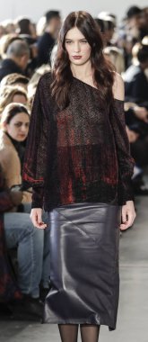 Pamella Roland koleksiyonu