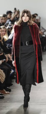 Pamella Roland koleksiyonu