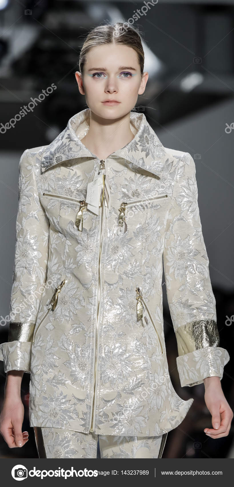 Коллекция Сон Чжон Ван – Стоковое Редакционное Фото © SamAronov.