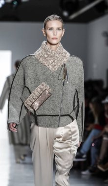 Son Jung Wan koleksiyonu.