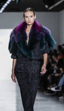 Son Jung Wan koleksiyonu.