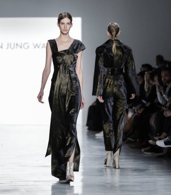 Son Jung Wan koleksiyonu.