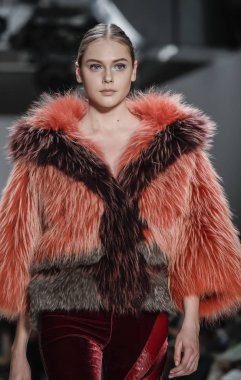 Son Jung Wan koleksiyonu.