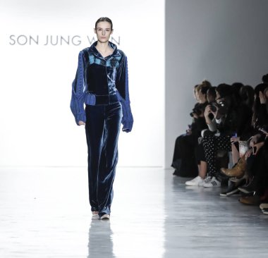 Son Jung Wan koleksiyonu.