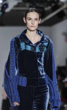 Son Jung Wan koleksiyonu.