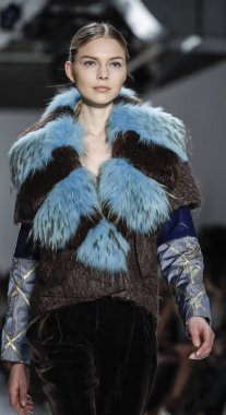 Son Jung Wan koleksiyonu.