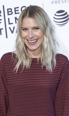 oyuncu Dree Hemingway