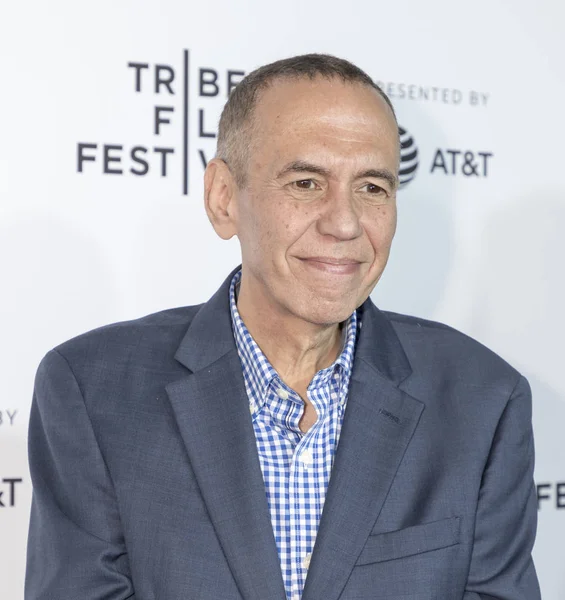 Aktör Gilbert Gottfried katılır