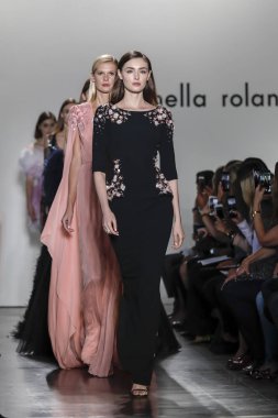 Pist modelleri yürümek