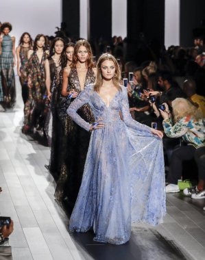 Pist modelleri yürümek 