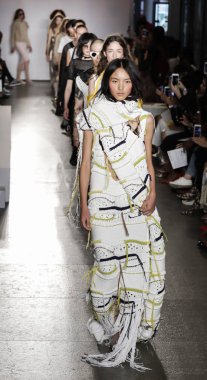  Pist modelleri yürümek