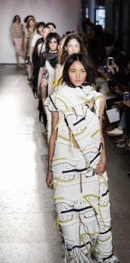  Pist modelleri yürümek