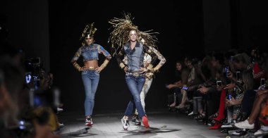  Pist modelleri yürümek