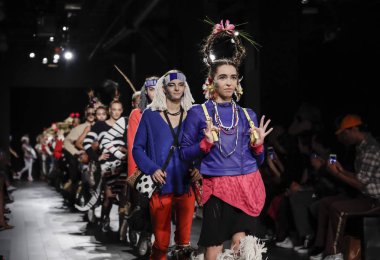  Pist modelleri yürümek