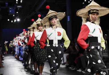  Pist modelleri yürümek