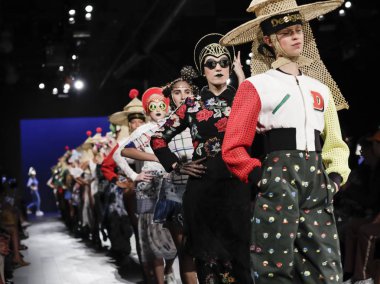  Pist modelleri yürümek