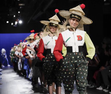  Pist modelleri yürümek