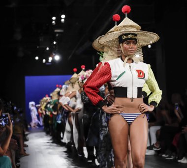  Pist modelleri yürümek