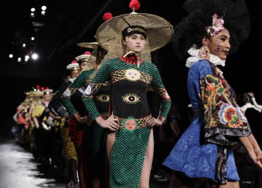  Pist modelleri yürümek