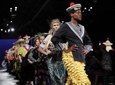  Pist modelleri yürümek