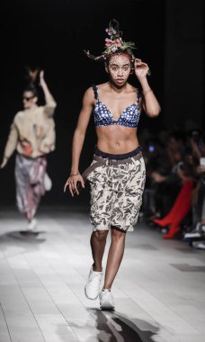  Pist modelleri yürümek