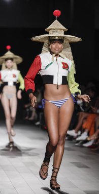  Pist modelleri yürümek