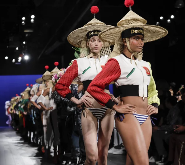  Pist modelleri yürümek