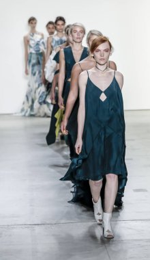  Pist modelleri yürümek 