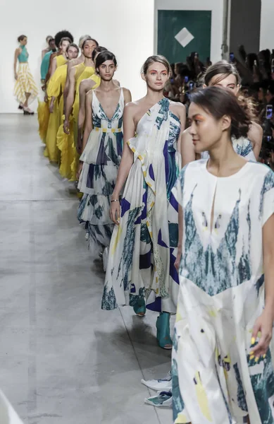  Pist modelleri yürümek 