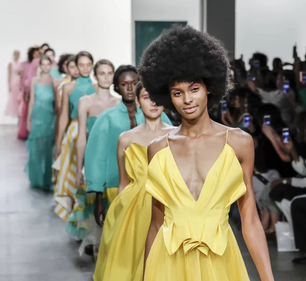  Pist modelleri yürümek 