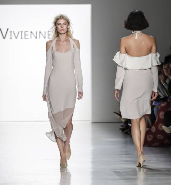 Pist modelleri yürümek