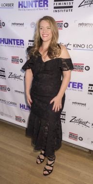 Yönetmen Alexandra Dean