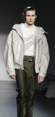 model yürüyen pist