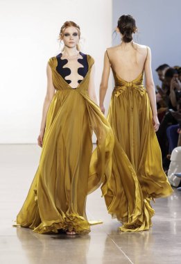 Pist modelleri yürümek 