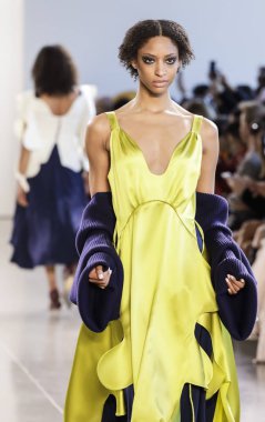 Pist modelleri yürümek 