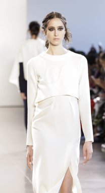 Pist modelleri yürümek 