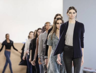 Pist prova modelleri yürümek