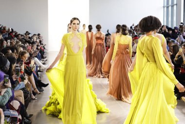 Pist modelleri yürümek 