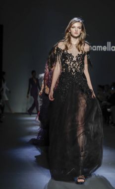 Pist modelleri yürümek