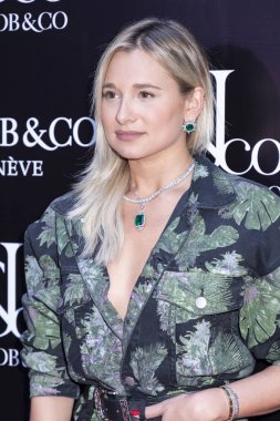 Blogger Danielle Bernstein