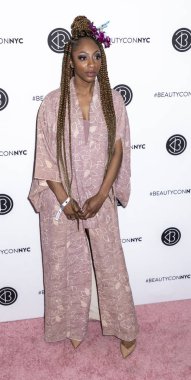 DJ Devone Beautycon Festivali katılır