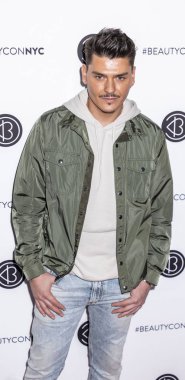 Makyaj sanatçısı Mario Dedivanovic