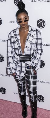 Dearra Beautycon Festivali katılır